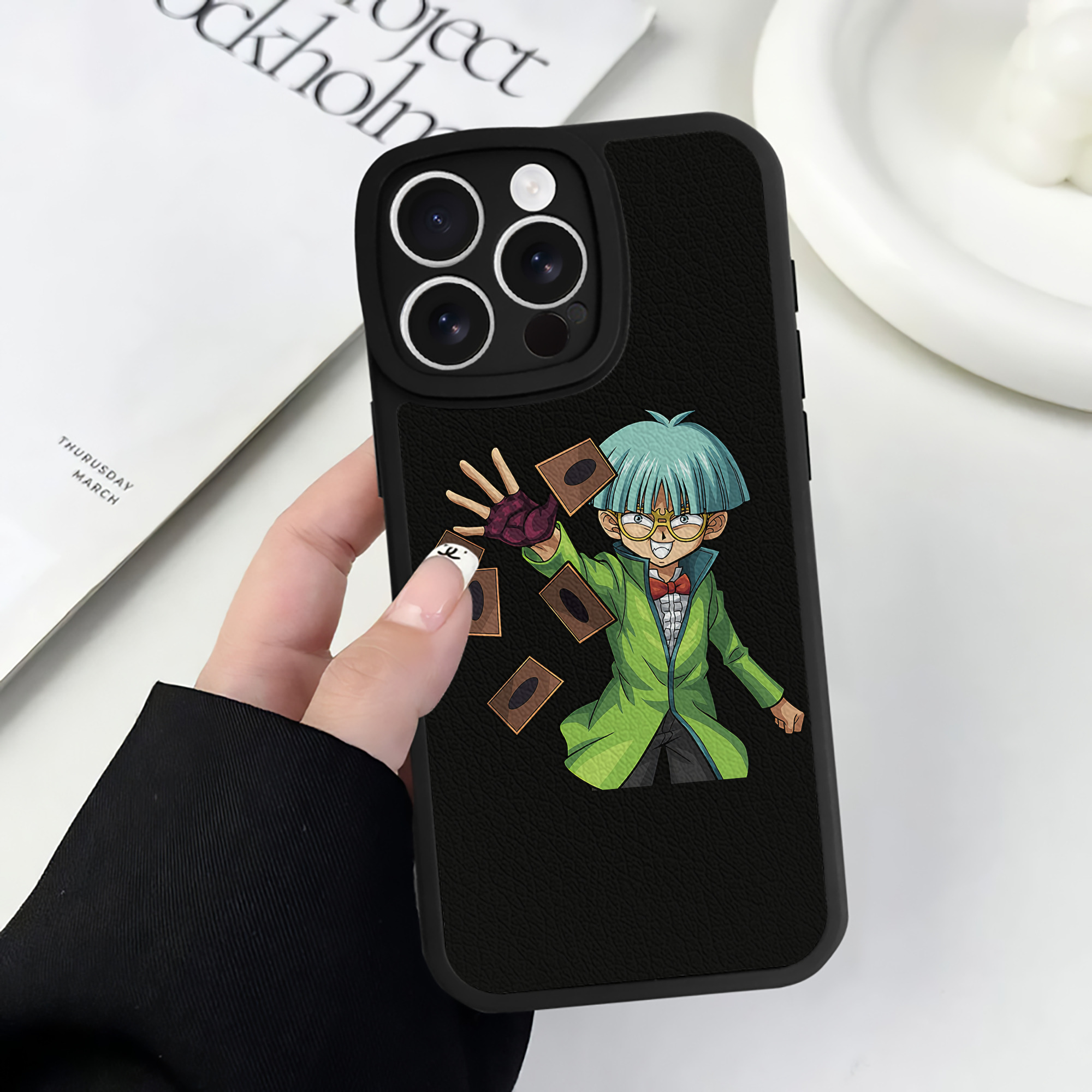 遊☆戯☆王 Yu-Gi-Oh! 【iPhone 16シリーズ対応】シリコンスマホケース（レザー調） 材質：シリコン